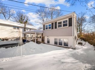 77 Riverside Dr, Denville Twp., NJ 07834