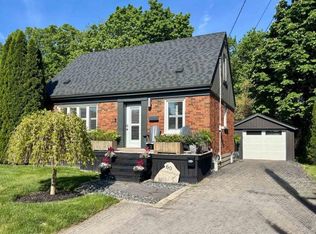 60 Galbraith Dr, Hamilton, ON L8G 1Z9