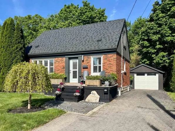 60 Galbraith Dr, Hamilton, ON L8G 1Z9