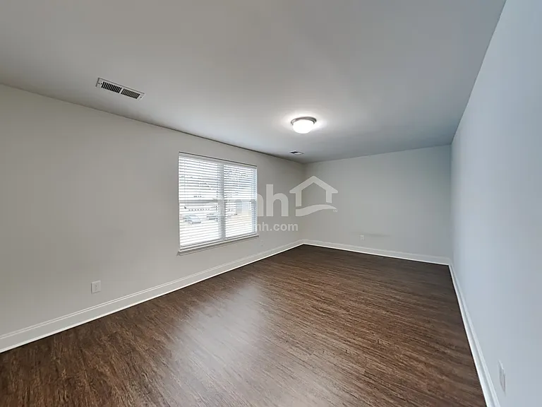 5025 Mountain Springs Rd — Photo 10