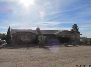 3096 W Safari Dr, Golden Valley, AZ 86413