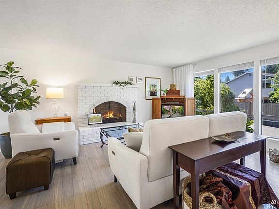 5th image of 7122 NE 149th Ct