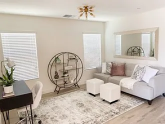 5 bed, 3.5 bath, 2428 sqft, $2,800 — Photo 3