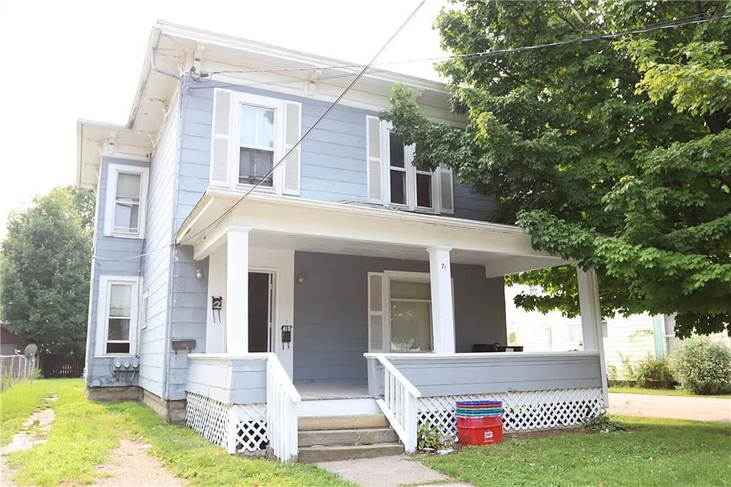 71 Vine St photo 1