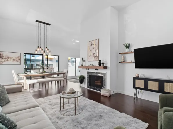 831 Balboa Ln, Foster City, CA 94404