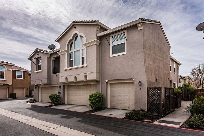 1st image of 1325 Incline Dr Unit 2