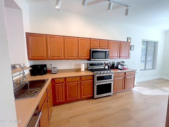 4th image of 1412 W MARLIN Drive