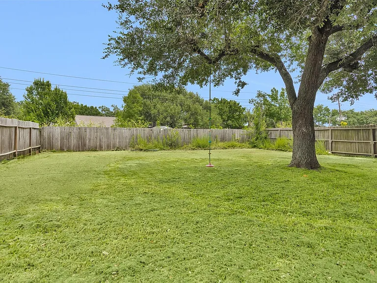 3127 Wagon Trail Dr — Photo 26