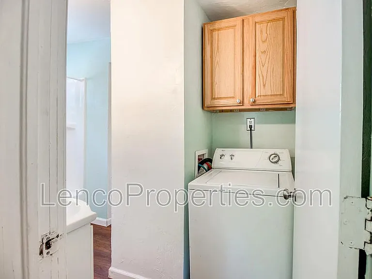 327 S Ponca Ave — Photo 5