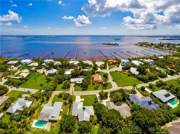 97 S Sewalls Point Rd
