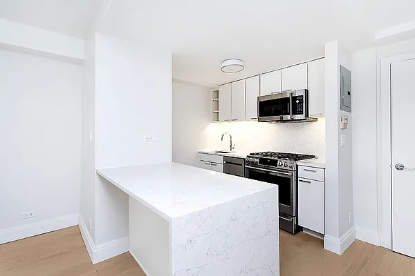 Rented by Living New York | media 2