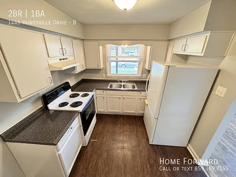 1446 Huntsville Dr #B — Photo 8