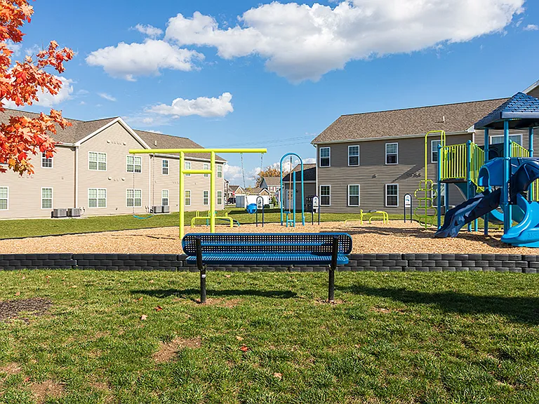 Avon Commons Apartment Homes — Photo 20