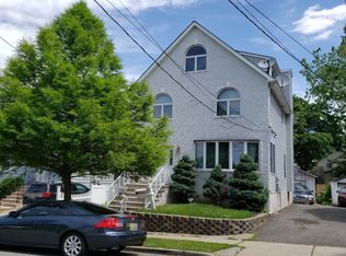 571 Fern Ave, Lyndhurst, NJ 07071