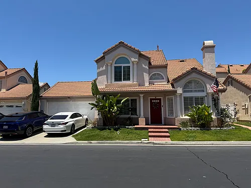 25 Santa Monica St Photo 1