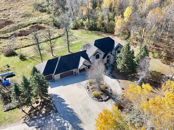 2409 County Road 17 SW, Pequot Lakes, MN 56472