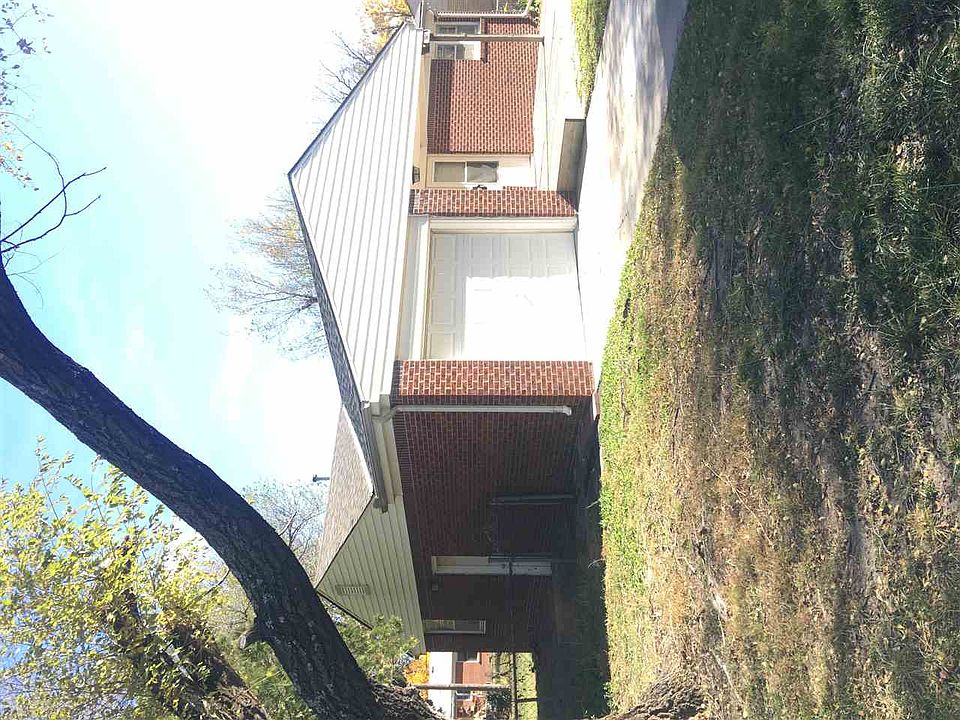 2nd image of 2802 S Washington Ave