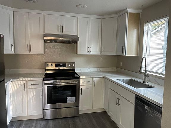 2nd image of 19421 28th Ave NE APT D