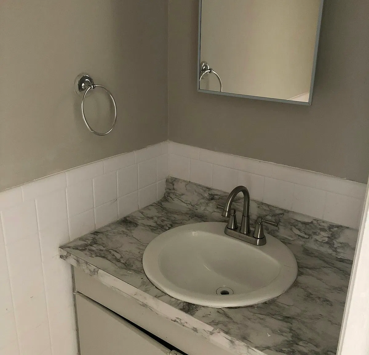 1621 Kings Mill Court, Unit 1627 — Photo 4