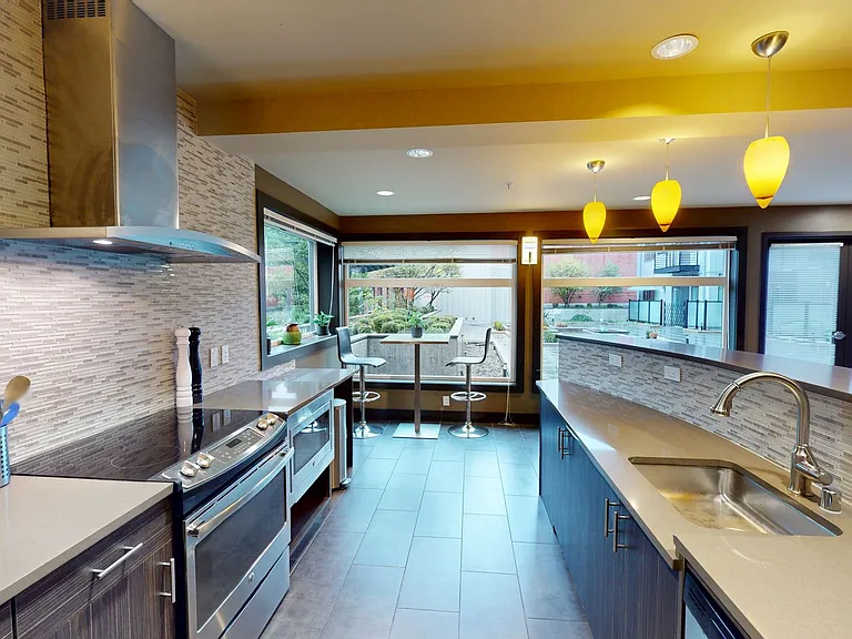 Evolve Apartments — Photo 38