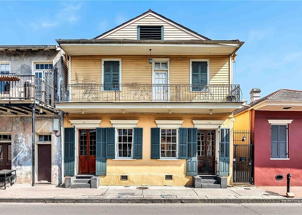 1st image of 734 Dauphine St #1