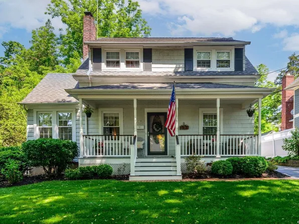 55 Sammis Street, Huntington, NY 11743