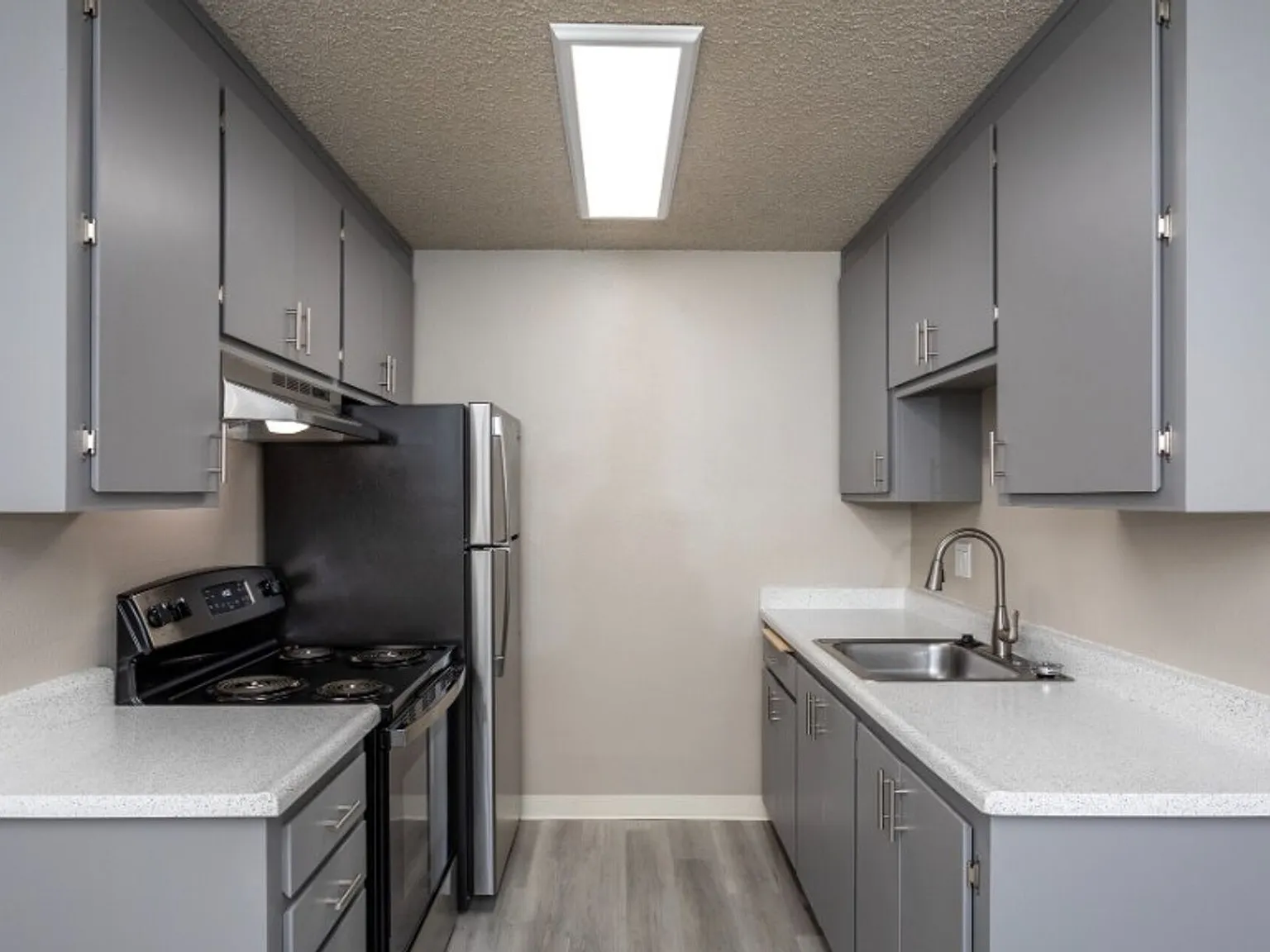 Bridgeford Apartments — Photo 3