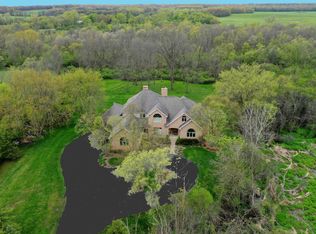 191 Old Sutton Rd, Barrington, IL 60010