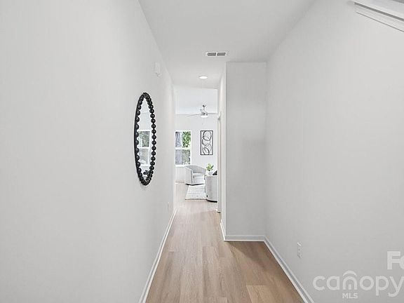 3rd image of 727 Key St W