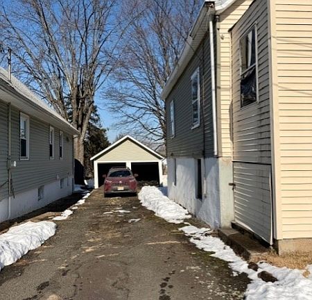 2nd image of 58 Stanley Rd