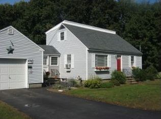 15 Howe St, Rochester, NH 03867