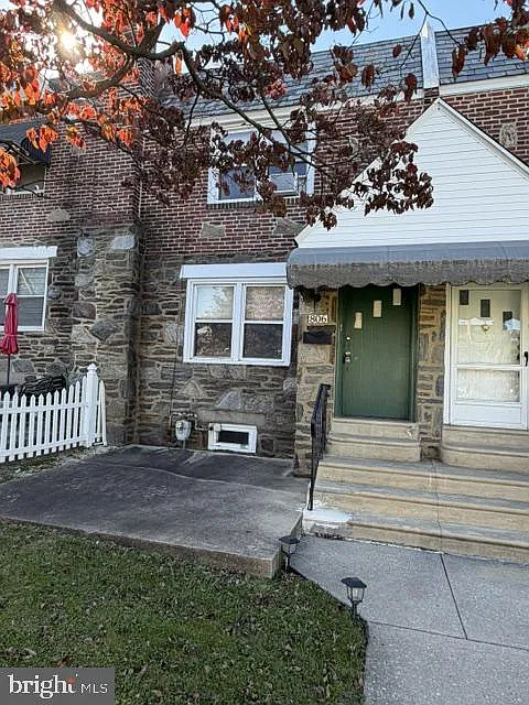 806 Eaton Rd
