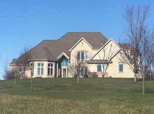 N7138 Colbo Rd, Burlington, WI 53105