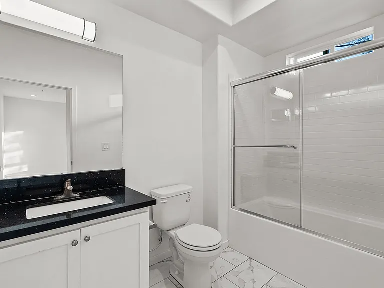 NoHo Beck 6320 LLC — Photo 15
