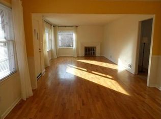 1724 Pingree St, Lansing, MI 48910