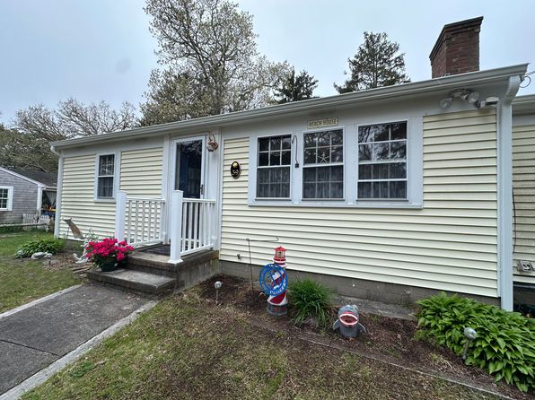 39 Naushon Road, Dennis Port, MA 02639