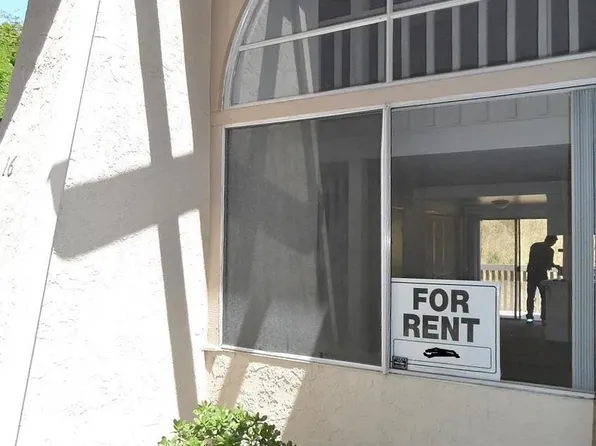 2352 Altisma Way Unit 16, Carlsbad, CA 92009