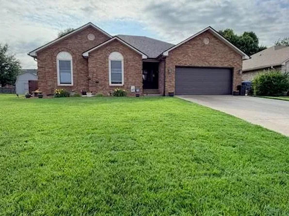 5127 Hunters Point Cir, Louisville, KY 40216