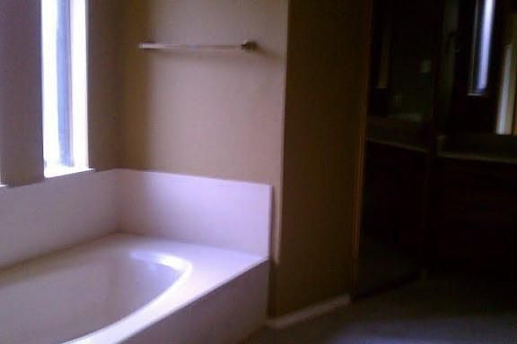 4th image of 6220 Yolanda Dr