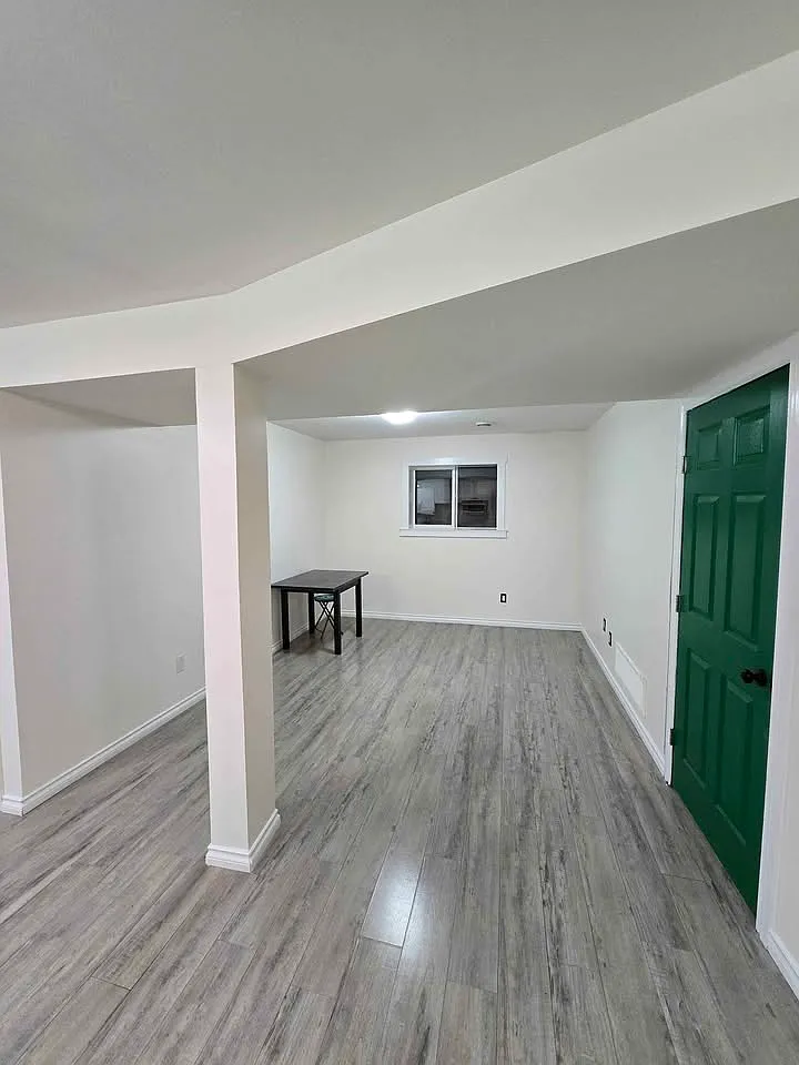 2 bed, 800 sqft, $1,800 — Photo 2