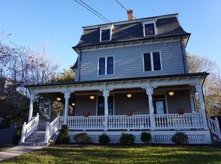 10 Chase St APT 3, Newton, MA 02459