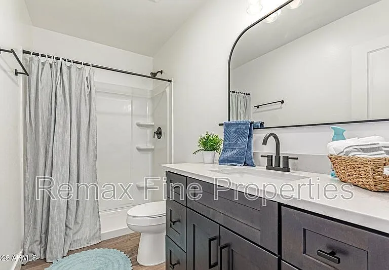 6421 S 23rd St #23 — Photo 2