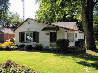 649 Orchard St, Temperance, MI 48182