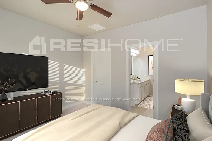 9005 NW 142nd St — Photo 7