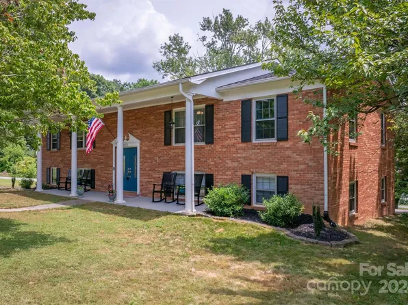1317 Meadow Ln, Morganton, NC 28655