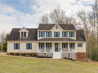 3141 Huguenot Pointe Dr, Powhatan, VA
