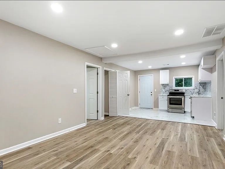 2502 Park Dr — Photo 4