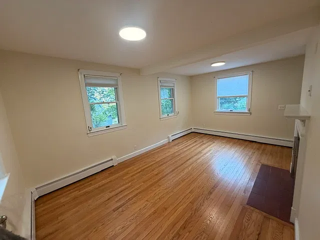 1 bed, $2,600 — Photo 3
