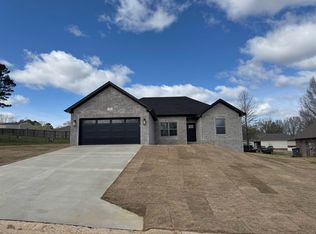 2106 N 9th St, Paragould, AR 72450