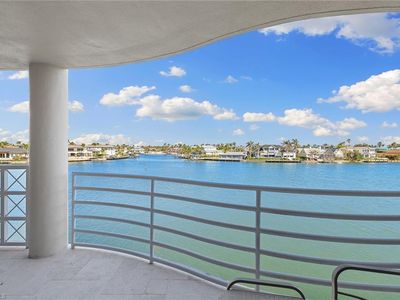 4560 Gulf Shore Blvd N #3-243, Naples, FL, 34103